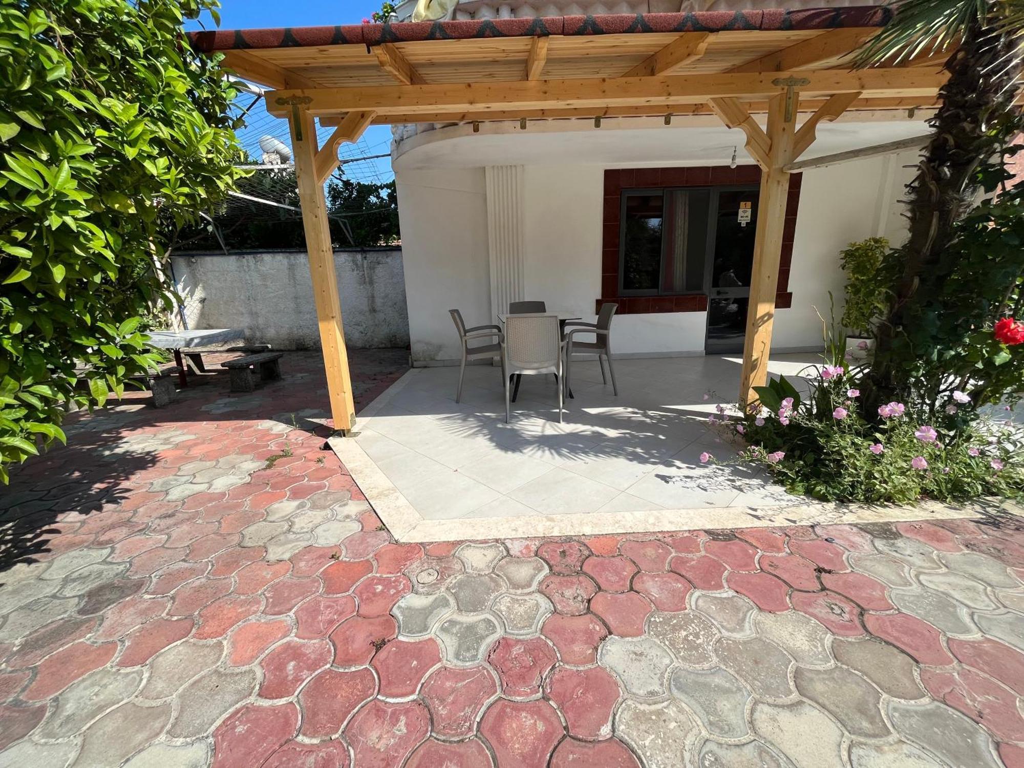 Villa Kasa Durres Exterior photo